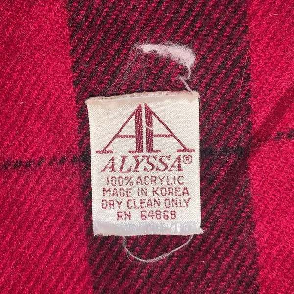 hot pink plaid fringe winter scarf - Image 3
