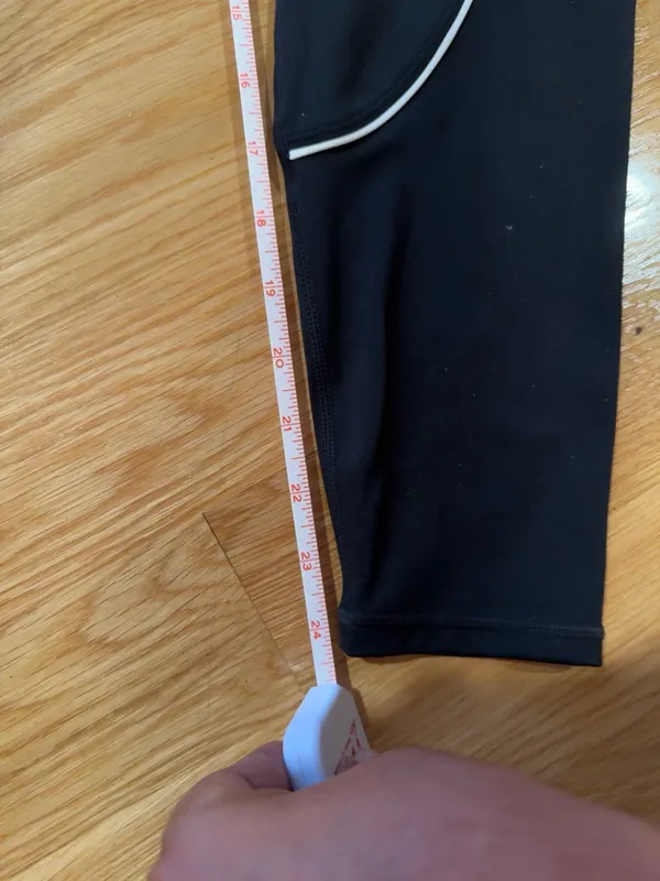 Fabletics Black High Rise Cropped Leggings White Contrast Piping S(Estimated) - Image 5