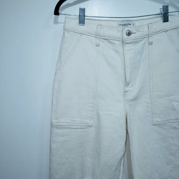 New Abercrombie & Fitch White 90's Straight Ultra High Rise Carpenter Jeans 8 - Image 5
