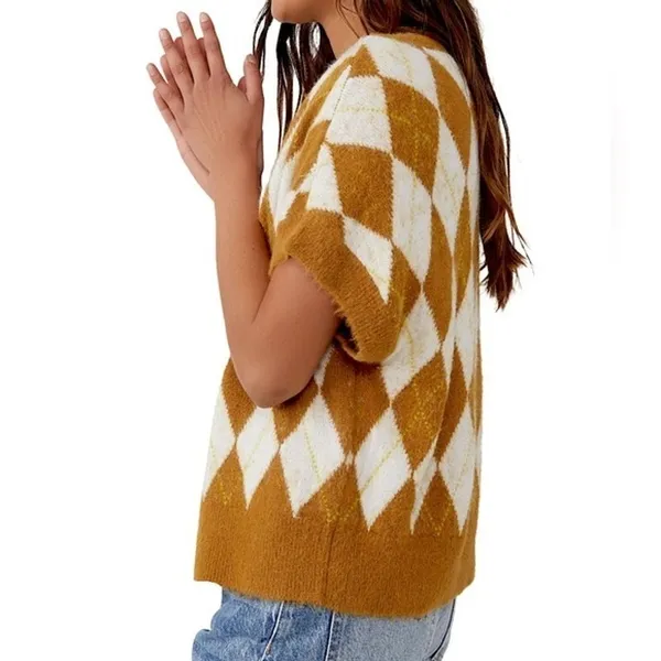Free People Sweater Vest Women's Through the Motion Argyle Boxy Tan Cream Medium - Image 2