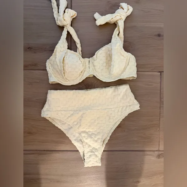 NEW Bikini Sets Flower Embossed Swimsuit Bikini Set Bow Strap Swimsuit S - Image 5