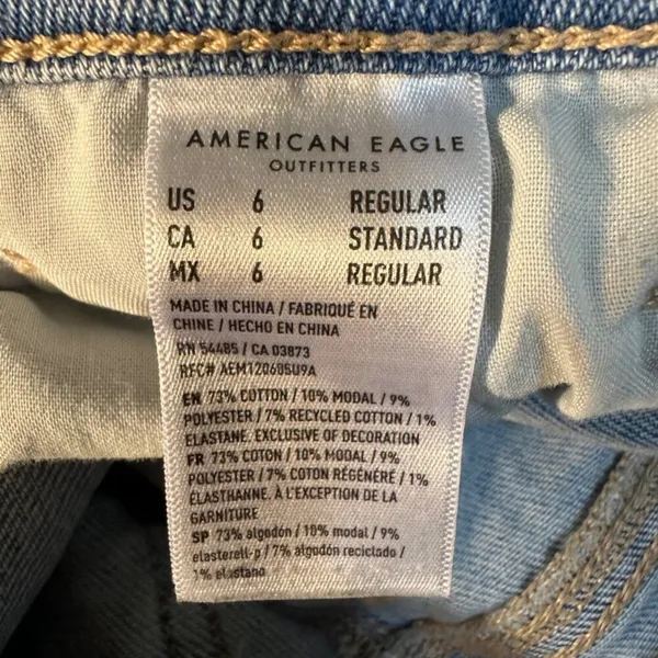 American Eagle Jeans Size 6 Regular Inseam 27 inches Mom Straight Stretch - Image 13