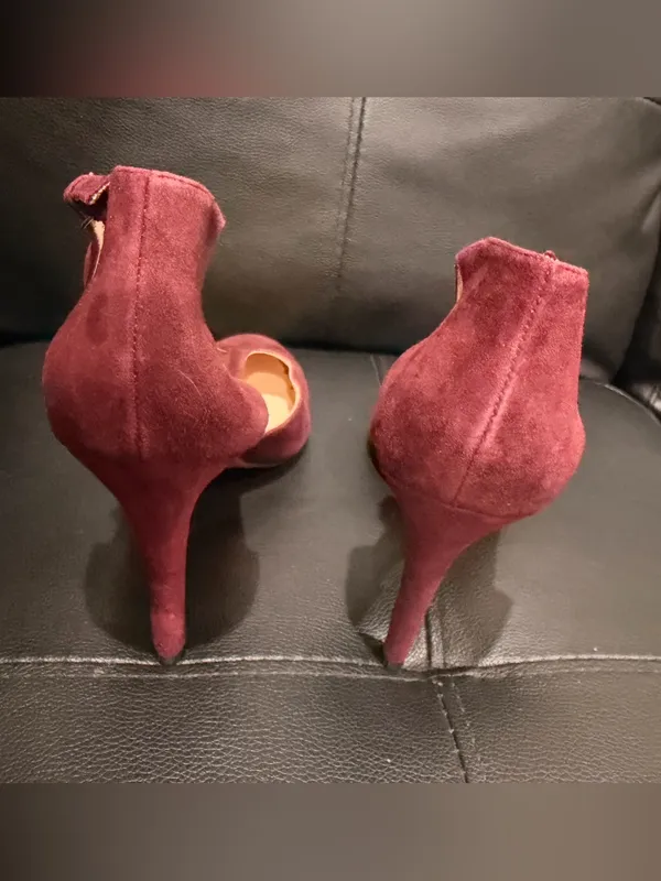 Nine West Women's T-strap high heel dress shoes size 9M great condition - Image 10