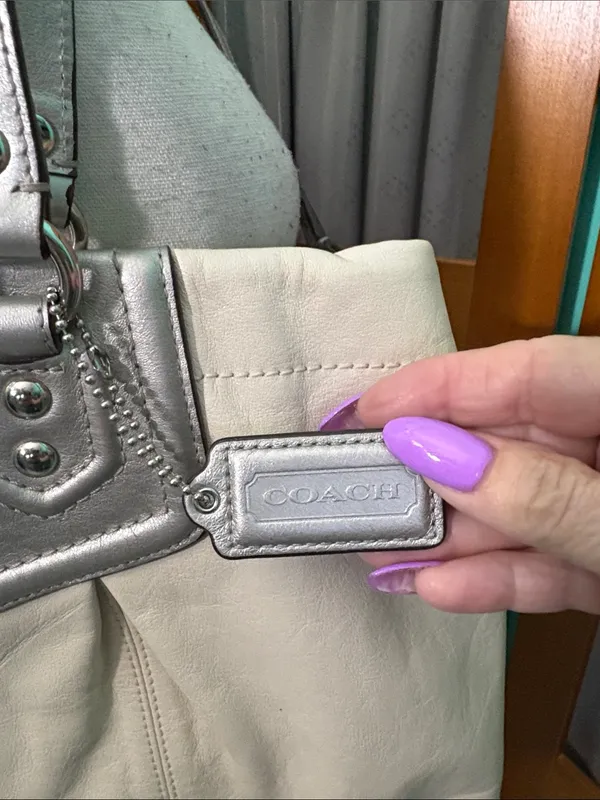 Coach Ivory Leather Tote with Silver Accents - Image 3