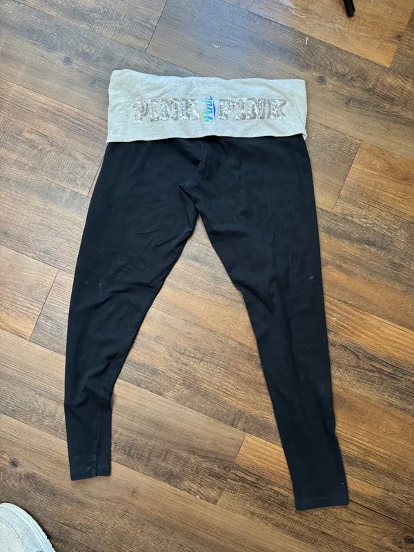 Victoria's Secret Black Leggings with Light Gray Fold-Over Waistband - Image 6