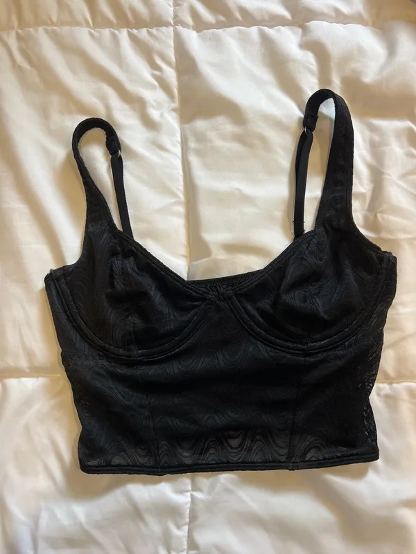Gilly Hicks Black Bralette Top - Image 3