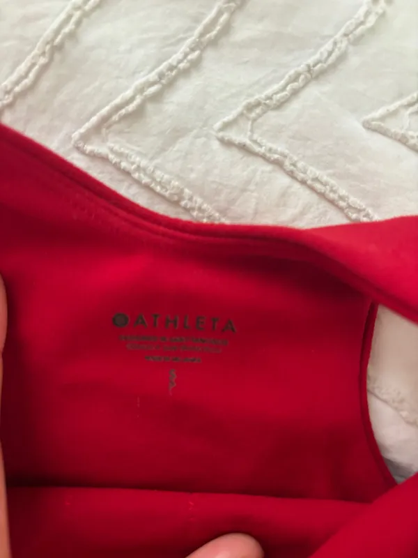 Red  Tank - Image 4
