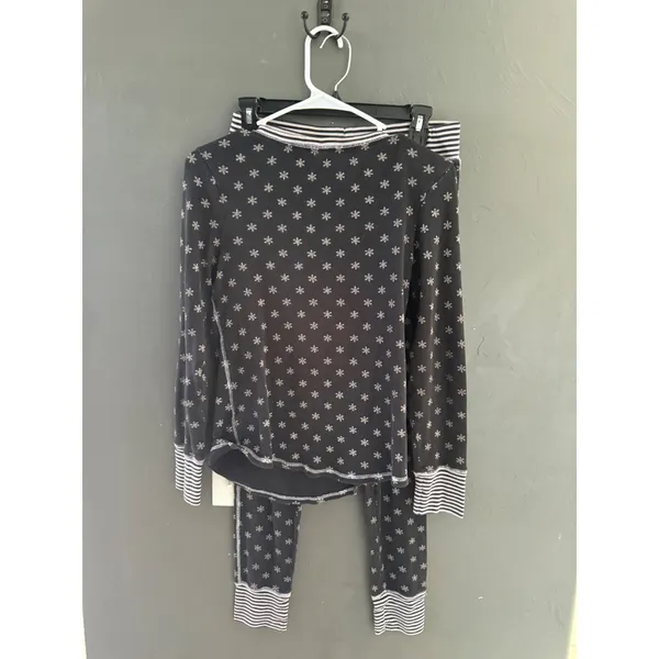 Victorias Secret Womens Black Waffle Knit Snowflake Pajama Set Small Thermal - Image 4