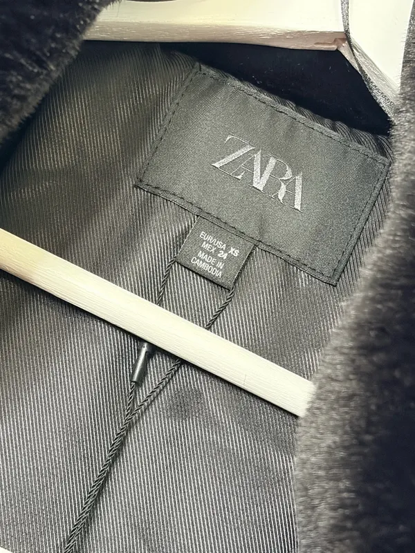 ZARA Black Faux Fur Coat Plush Glam Party Evening Quiet Luxury Statement Jacket XS - Image 4