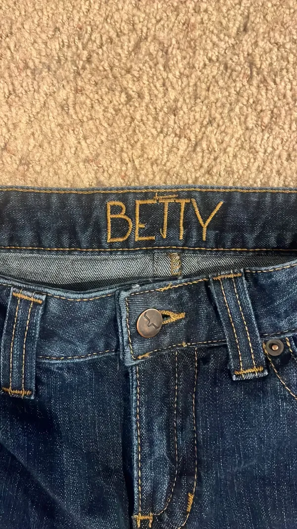 Kimes Ranch betty - Image 4