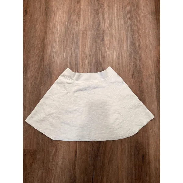 Theory White Textured‎ Mini Skirt Women's Size M - Image 3