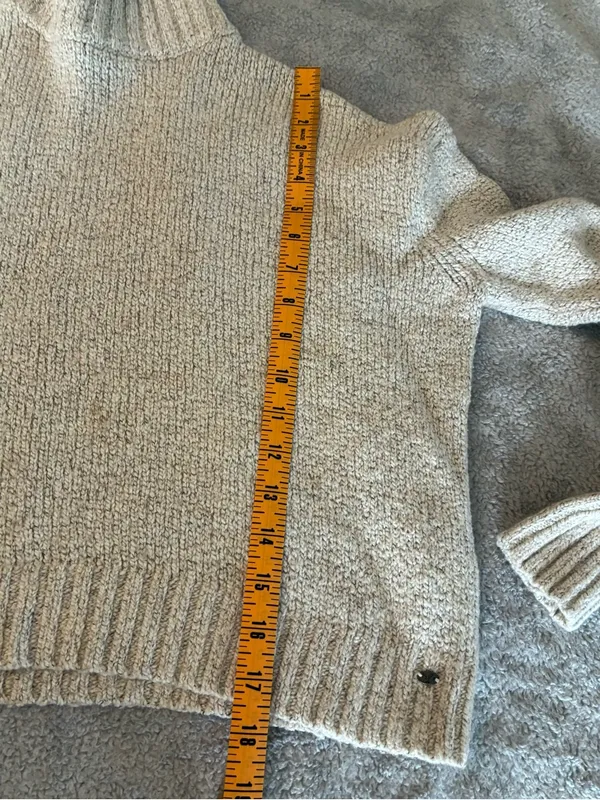 Cozy Mock Neck Women's American Eagle Sweater in Light Beige Size X-Small - Image 9