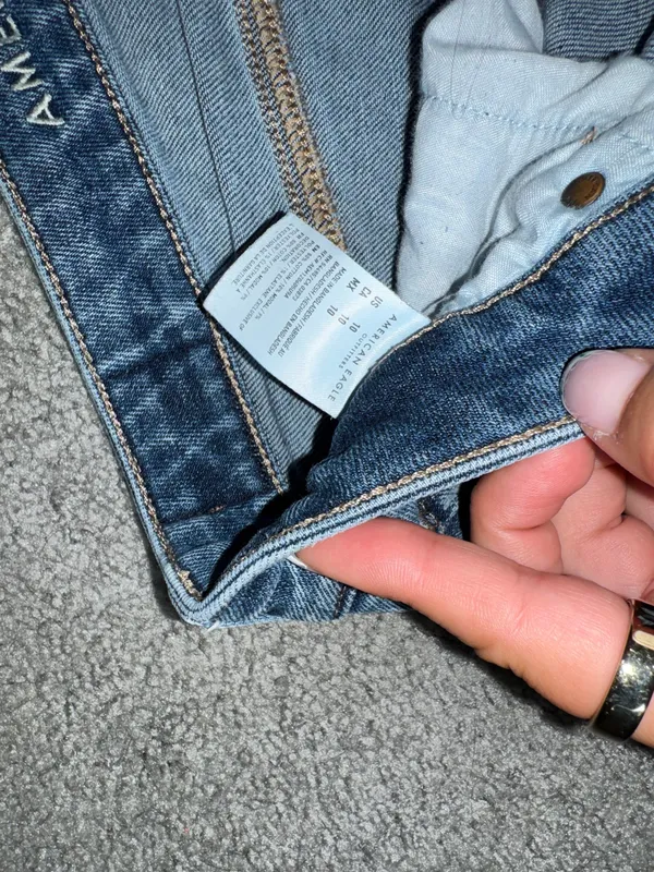 American Eagle Outfitters Shorts - Image 3