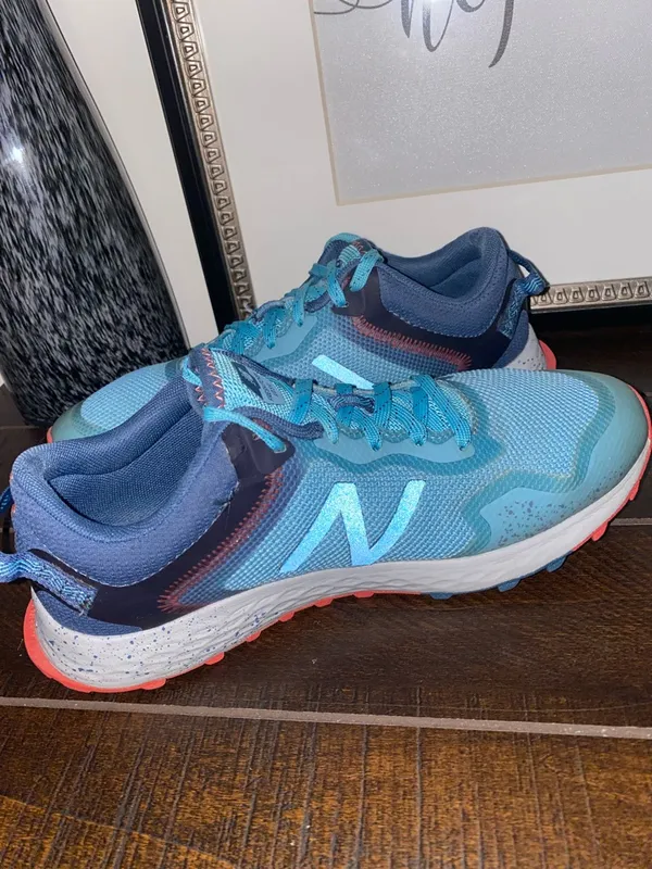 New Balance Women's Fresh Foam Arishi Trail V1 Sneakers Size 8.5 EUC - Image 8
