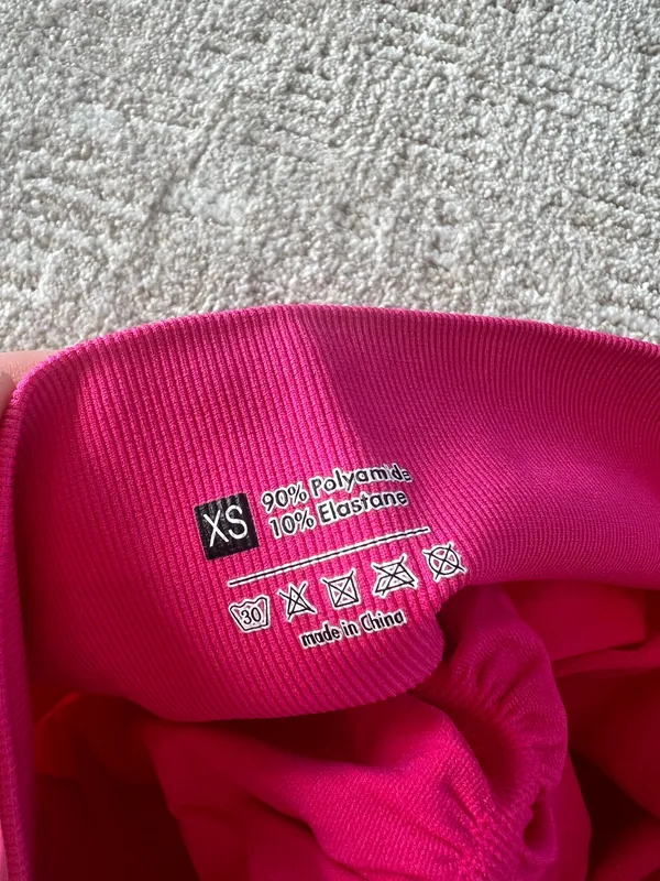 Shein Workout Shorts Scrunch Butt - Image 3