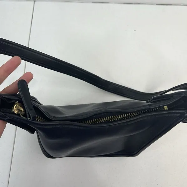 Coach Legacy Crossbody Bag Black Leather Vintage Janice‎ Ricardi-Desantos 9950 - Image 9