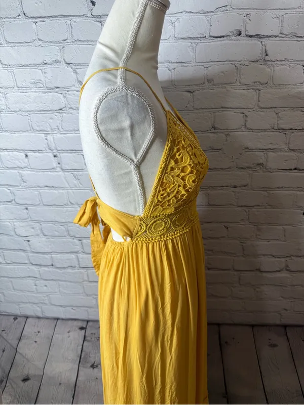 Windsor spring stunner Yellow Crochet Bodice Maxi Dress -medium - Image 6