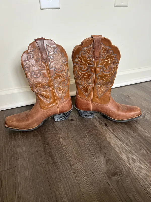 Ariat Round Up Square Toe Western Boots - Image 2