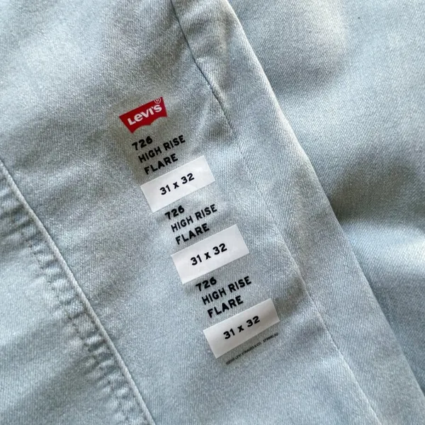 Levi's 726 Women's Light Wash High Rise Flare Jeans Size 12 - Image 7