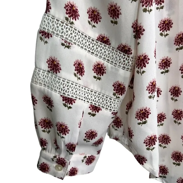 LOFT Floral Eyelet Blouse White M - Image 6