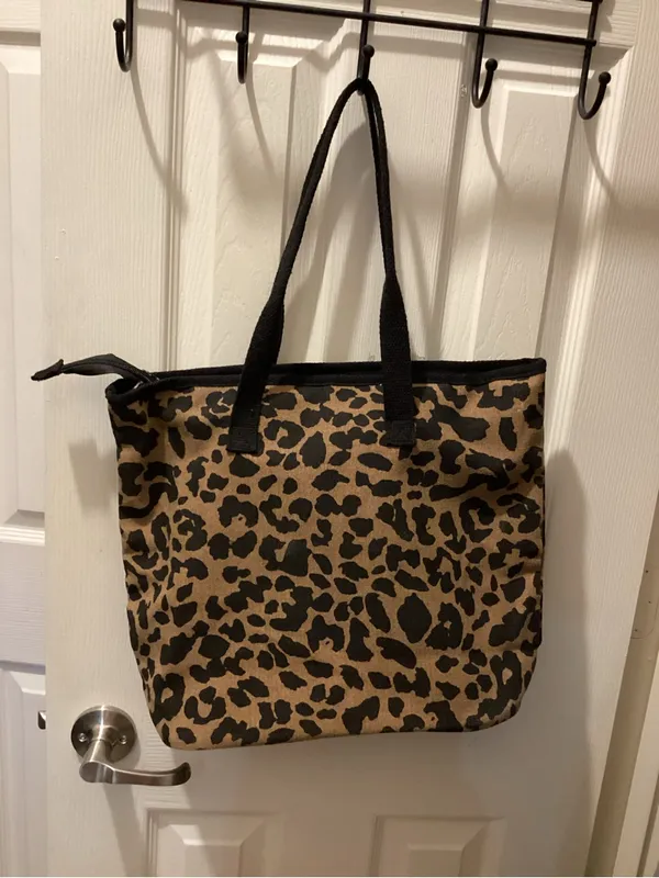 Judy Blue Leopard Print Tote in Brown and Black - Image 2