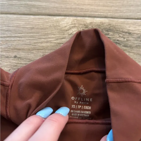 aerie offline top - Image 3