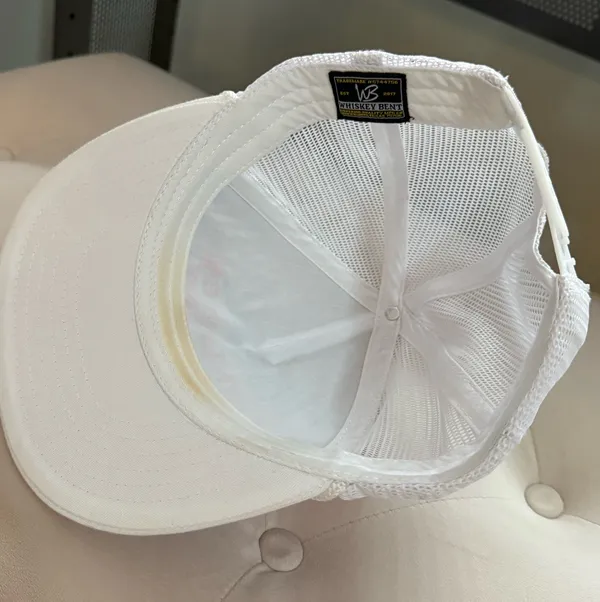 White Cap/hat - Image 3