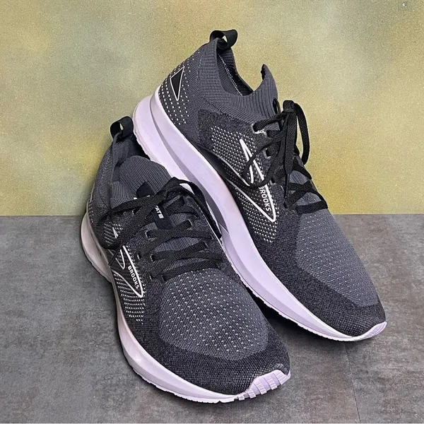 Brooks Levitate StealthFit 5 Women's Running Shoes Black Size 12B - Image 15