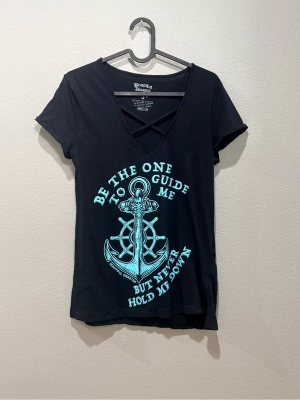 Beautiful Disaster Black Guide Me Strappy V neck Short Sleeve Graphic Tee Size S - Image 2