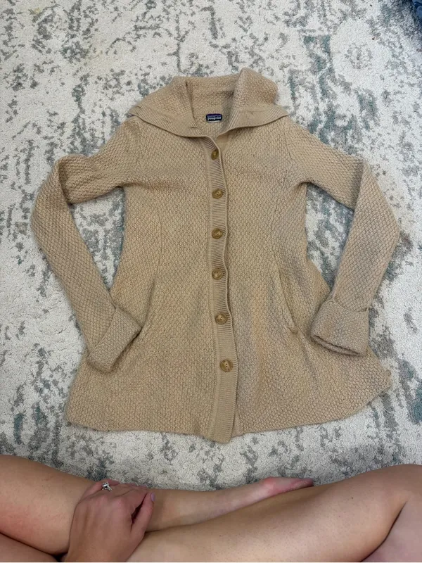 Patagonia Merino Sweater Coat XS Tan 100% Merino Wool Style 50460 - Image 2