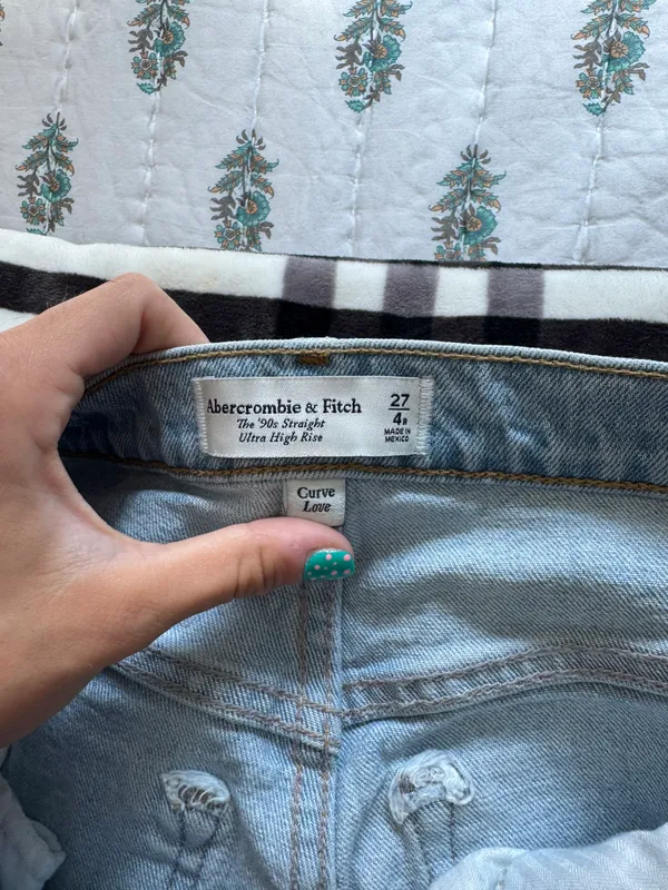 Abercrombie & Fitch Jeans - Image 4