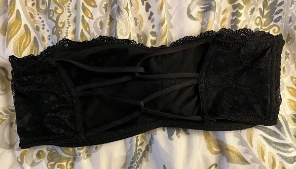 MD Lacey black strapless criss cross tube top bandeau - Image 2
