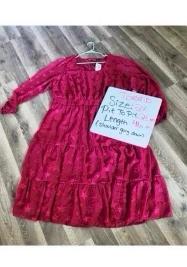 Torrid Magenta Star Midi Dress - Image 7