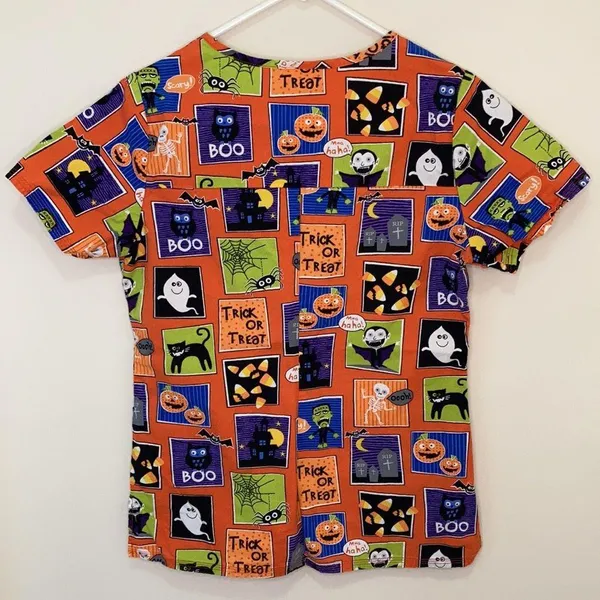 ScrubStar Halloween Women’s Scrub Top Size XS - Image 3