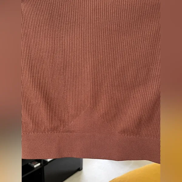 Ribbed Long Sleeved crop top size L Brown Size L - Image 3