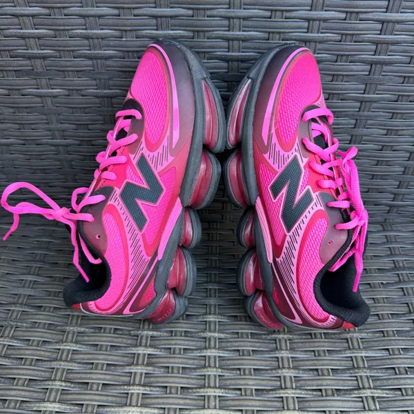 New Balance 9060 Pink Burgundy Black Mesh Running size 5.5/ 7 women - Image 8