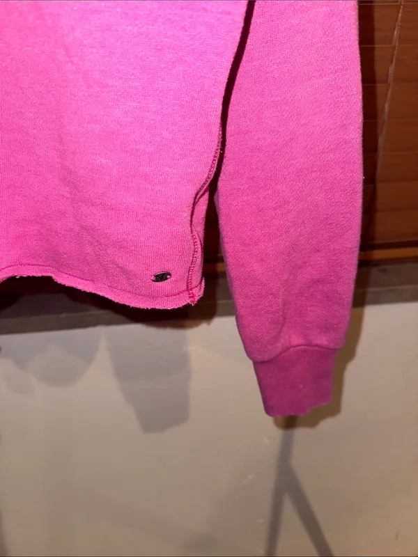American Eagle Distressed Crewneck Crop Sweatshirt - Pink - Image 2