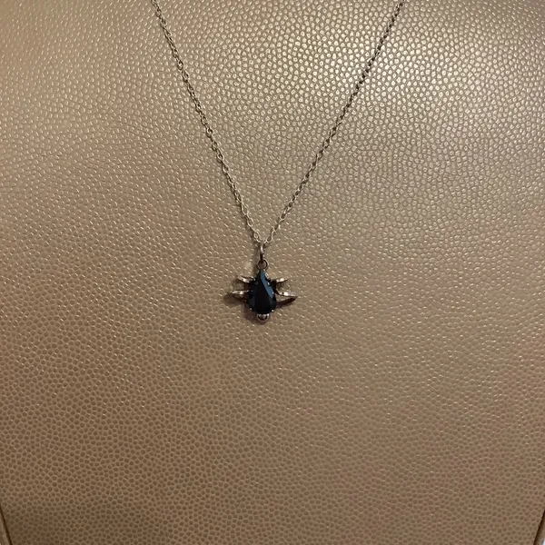 Insect necklace  925 signed chain - Image 3