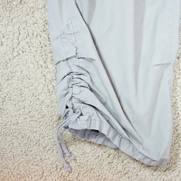 Gap capris - Image 3