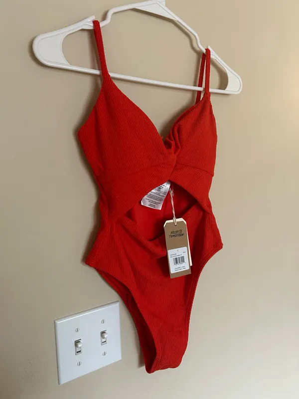 Billabong One-Piece Swimsuit red - Image 9