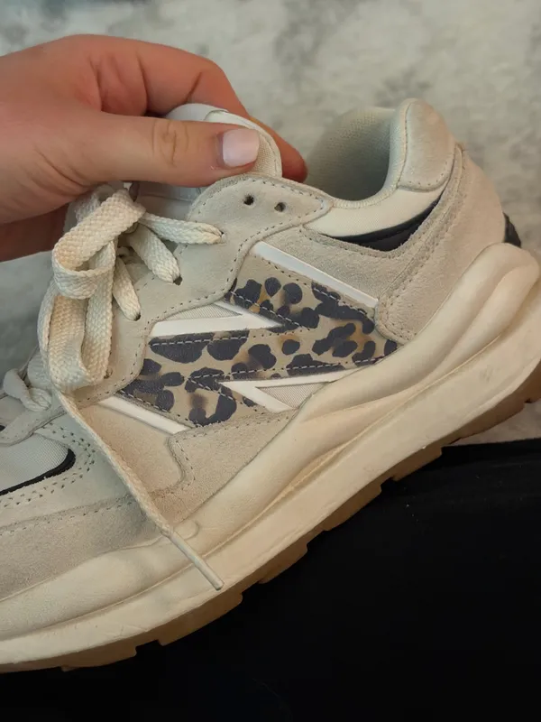 New Balance - Image 2