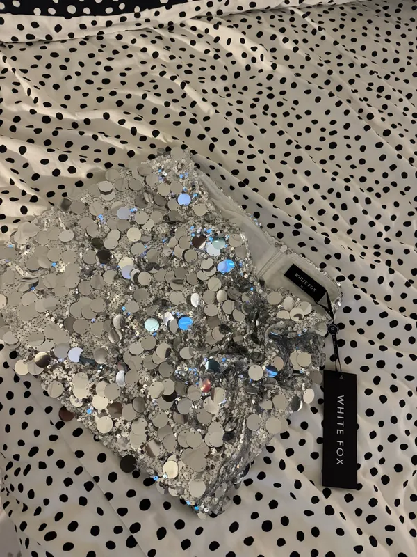 White Fox Boutique Mini Skirt - Image 3