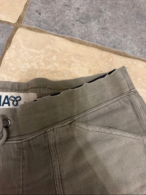 TNA Drawstring Pocket Shorts Green Size M - Image 3