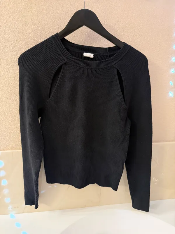 Abercrombie black ribbed sweater L - Image 2