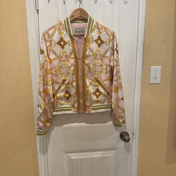 Vintage Guess Italian Maximalist Baroque Bomber Jacket Sz M Gold Chain Pink Zip - Image 3