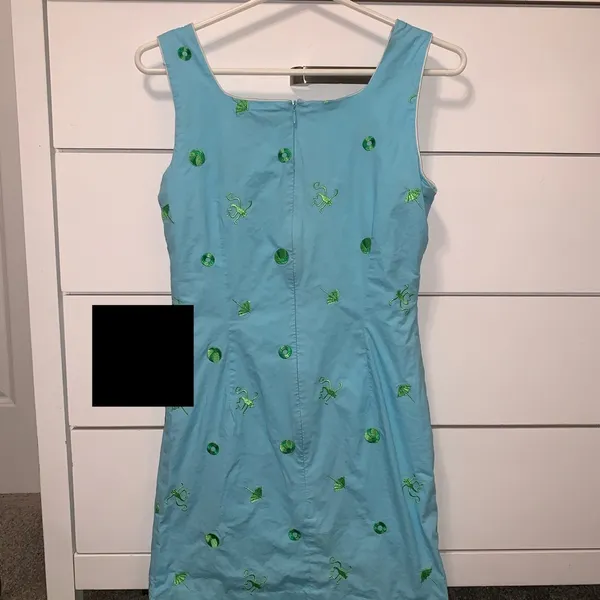 Lilly Pulitzer blue dress with green embroidery - Image 3