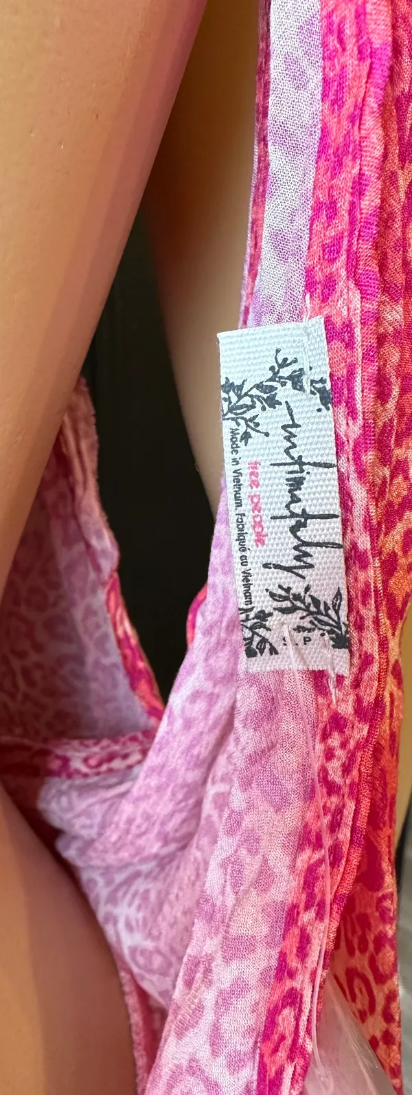 NWT  Pink Leopard Print Bodysuit - Image 5
