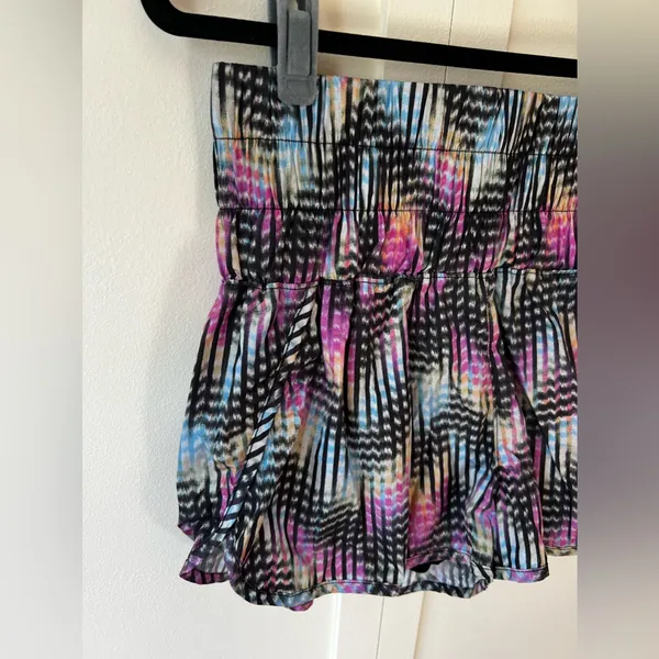 Free‎ People FP Movement Way Home Black Colorful Women’s Shorts Size Medium - Image 4