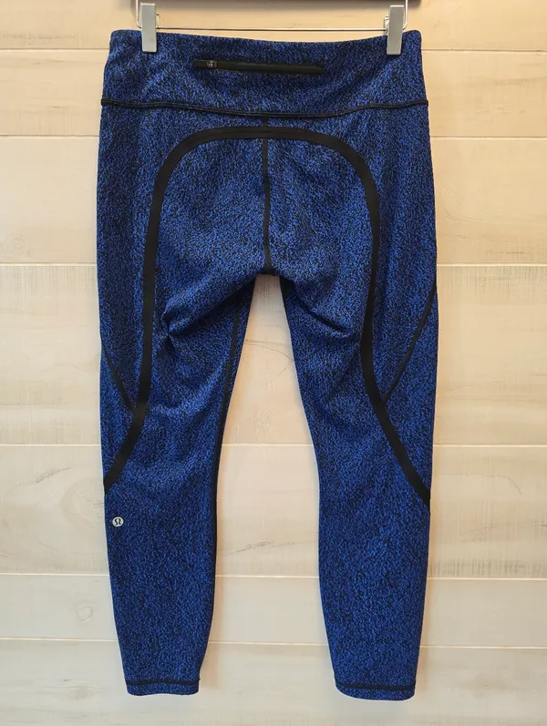 {8} Lululemon On Track Tight Circuit Cerulean Black Blue - Image 4