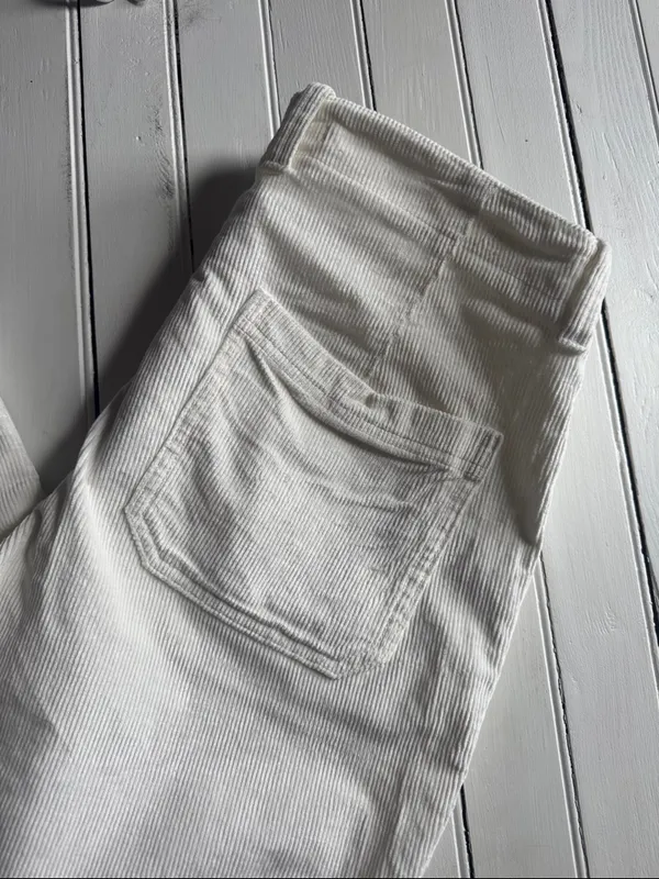 Banana Republic Corduroy Pants White Size 10 - Image 3